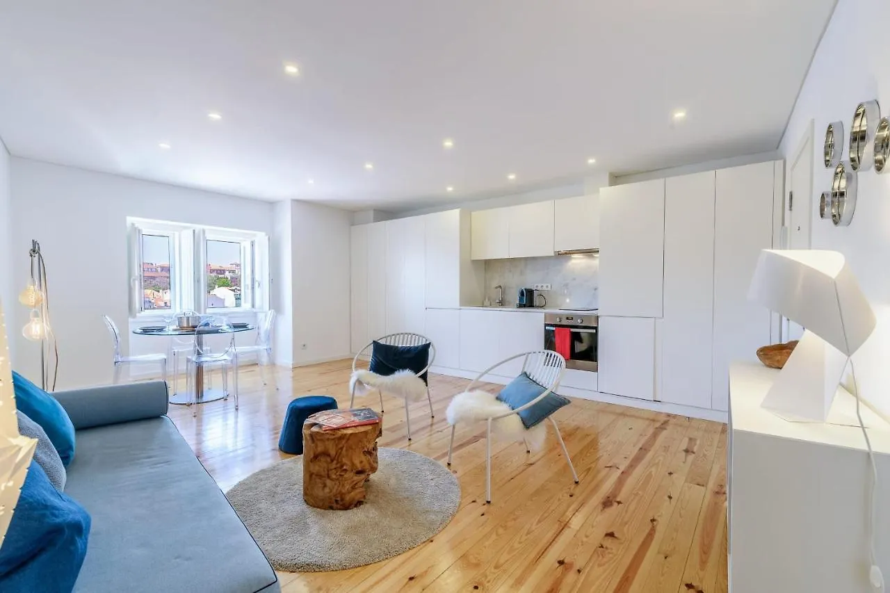 Апартаменты Guestready - Modern Loft At Graca Лиссабон Португалия