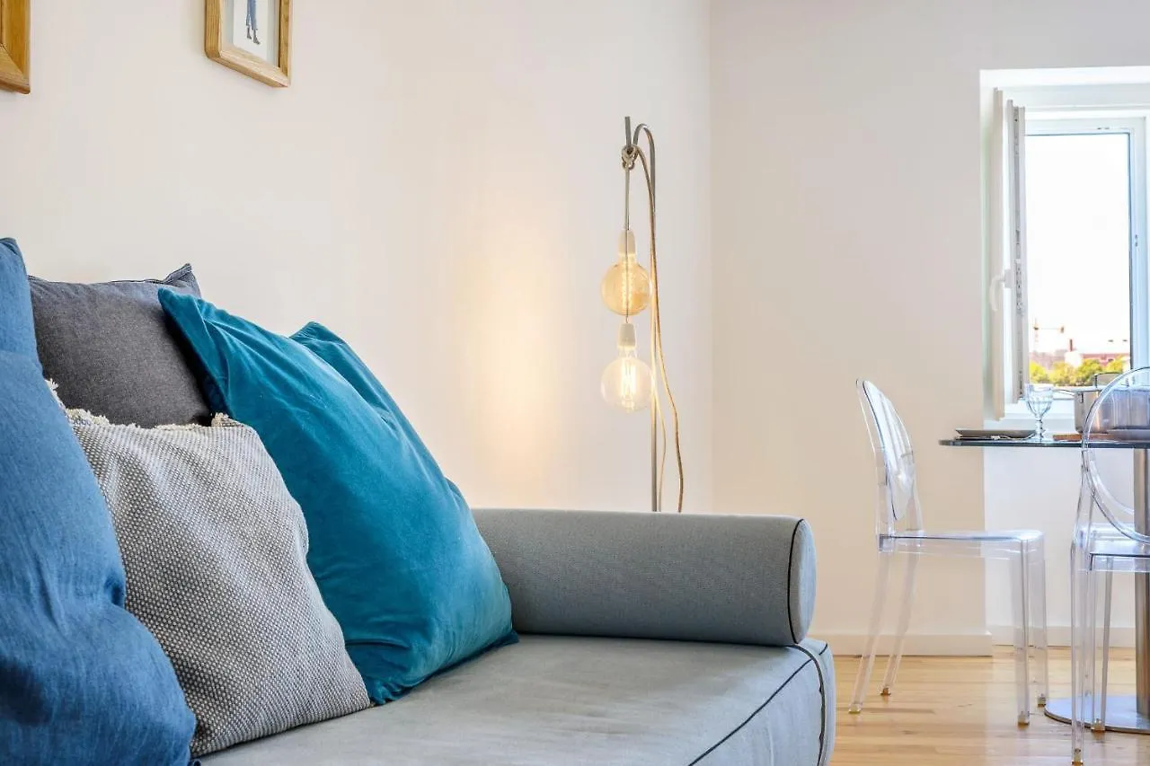Апартаменты Guestready - Modern Loft At Graca Лиссабон Португалия